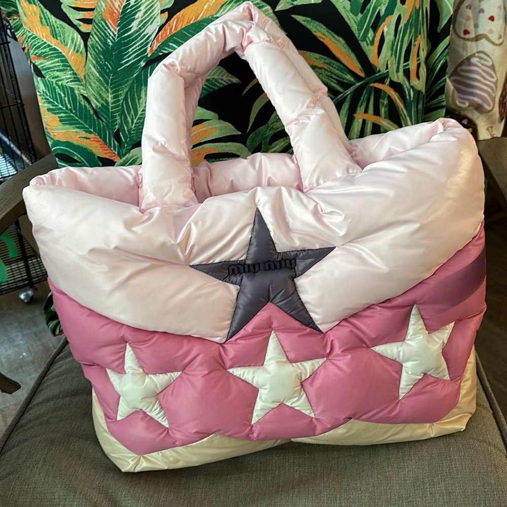 Miu Miu Quilted Star Puffer Bag w/Certificate of Authenticity - Never used - Picture 7 of 15